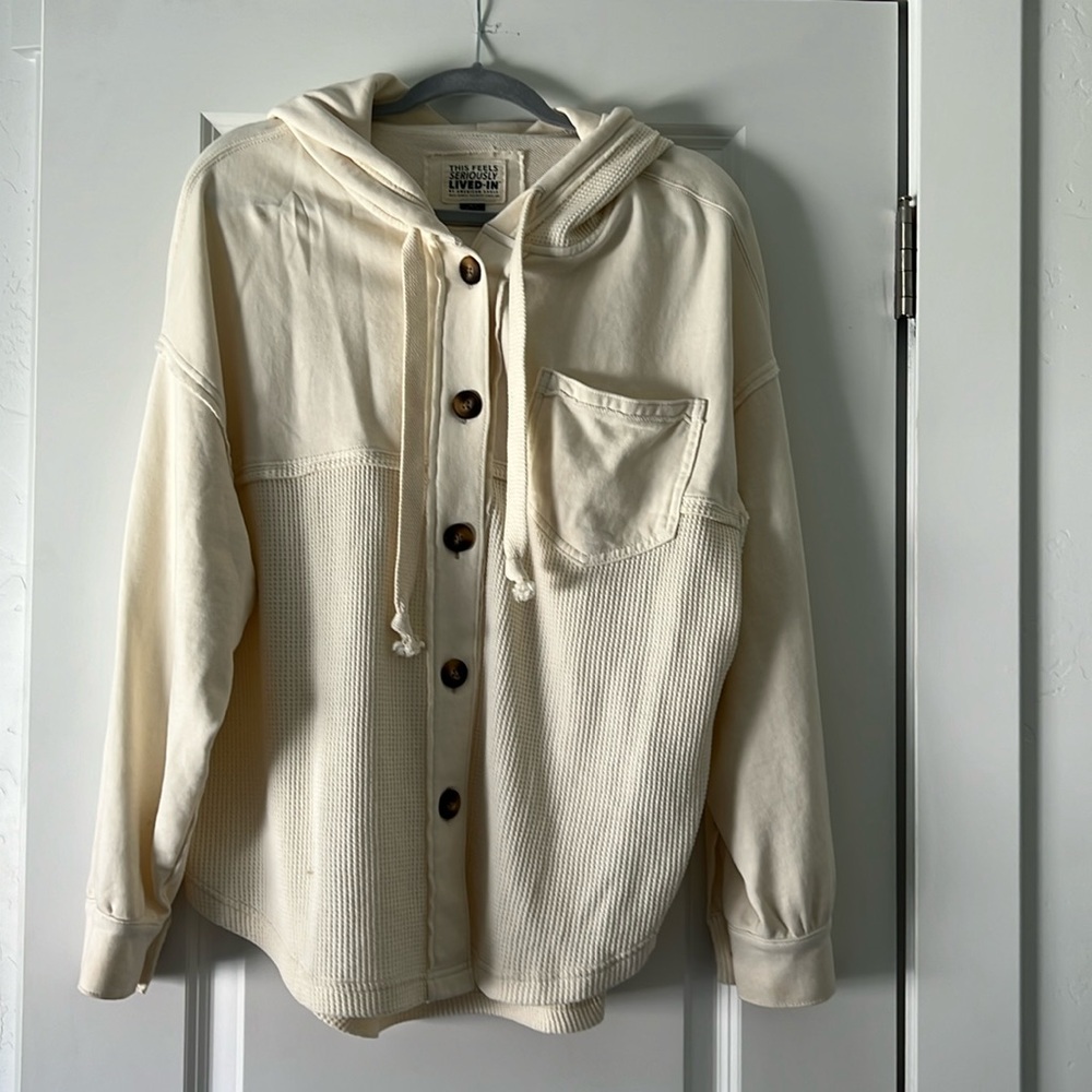 Oversized American Eagle cardigan~ cream~ size XS/sm